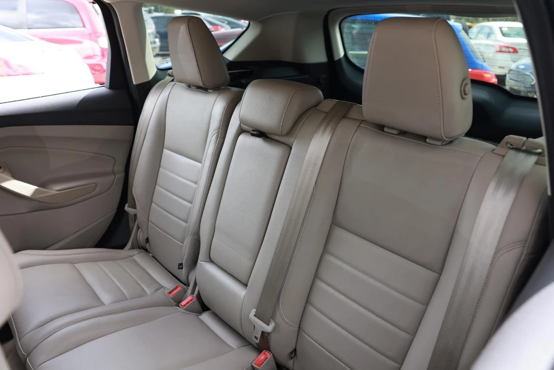 2015 Ford Escape - Image 8 of 21