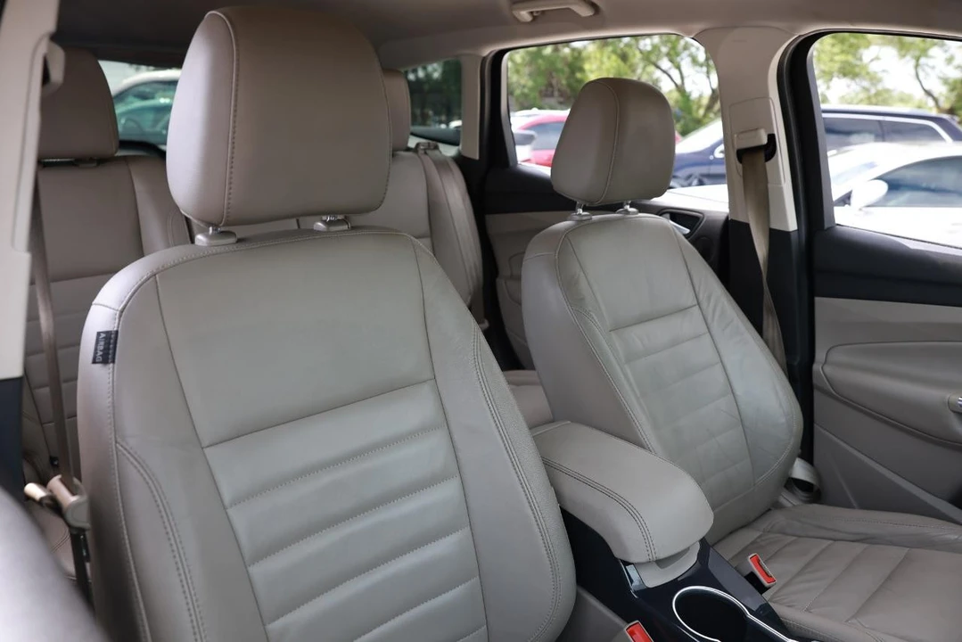 2015 Ford Escape - Image 16 of 21