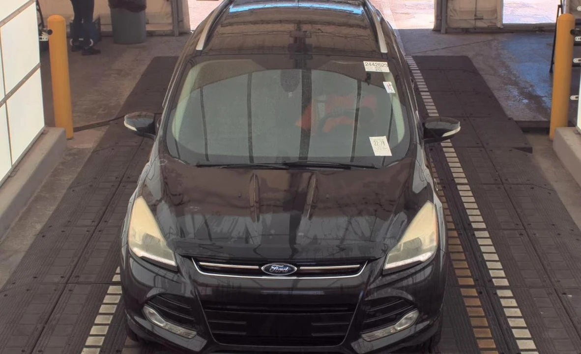 2015 Ford Escape - Image 2 of 14