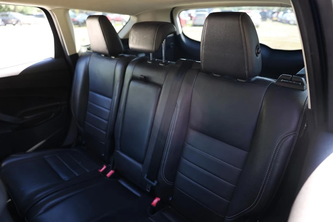 2015 Ford Escape - Image 8 of 21