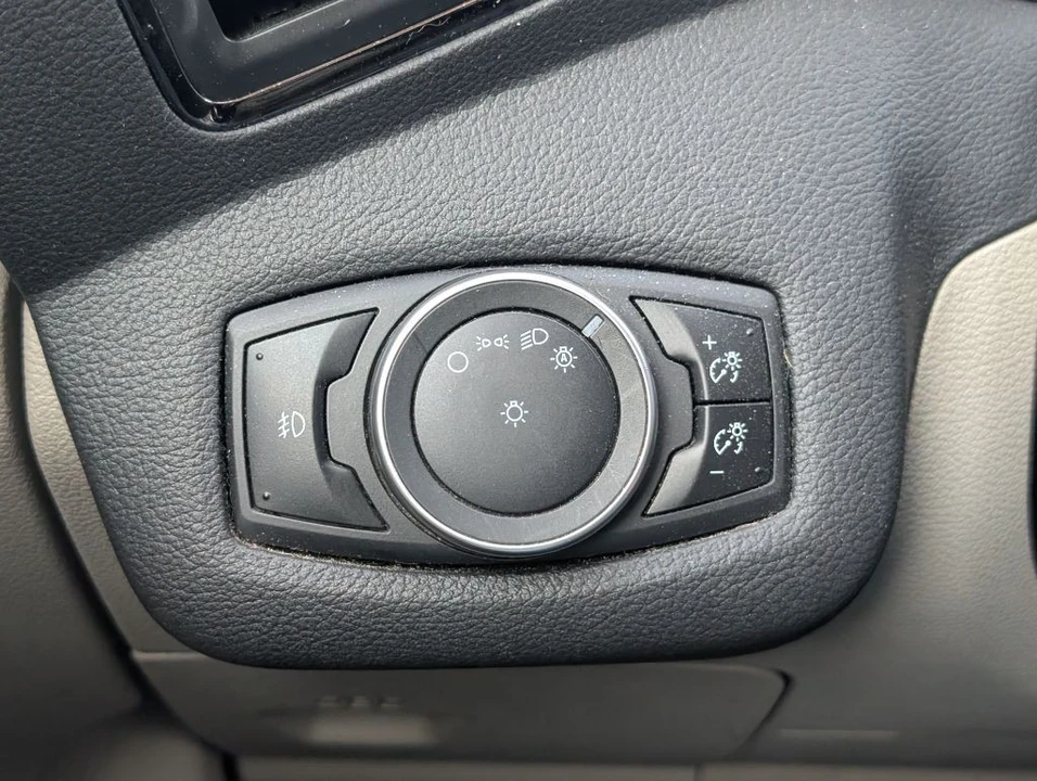 2015 Ford Escape - Image 13 of 27