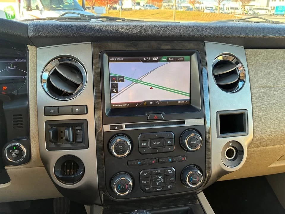 2015 Ford Expedition 3rd Gen - Image 11 of 15