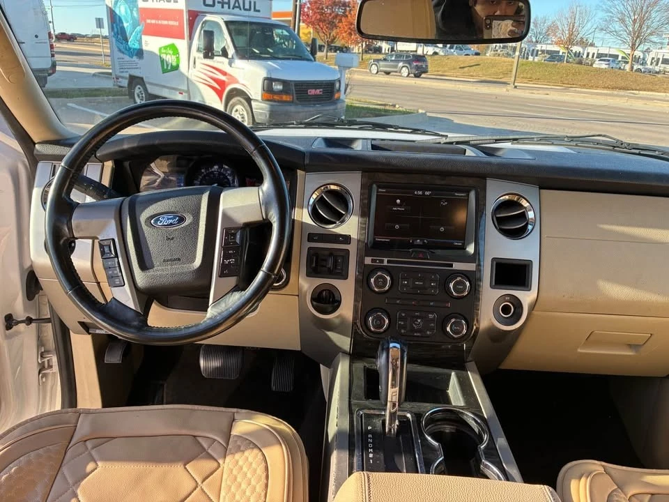 2015 Ford Expedition 3rd Gen - Image 10 of 15