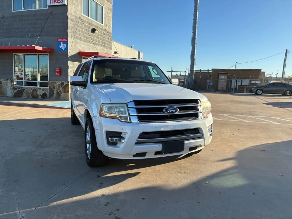 2015 Ford Expedition 3rd Gen - Image 3 of 15