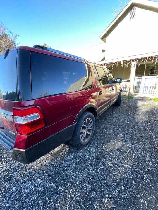 2015 Ford Expedition 3rd Gen - Image 2 of 21