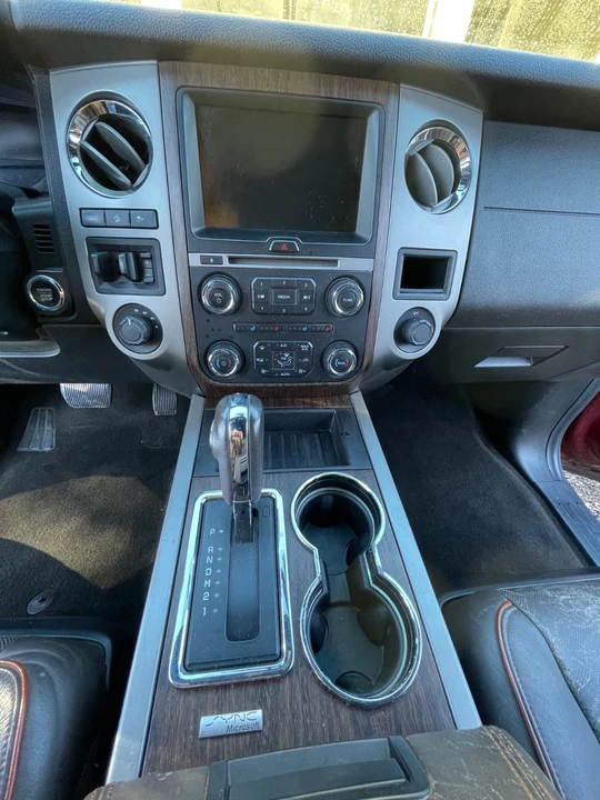 2015 Ford Expedition 3rd Gen - Image 17 of 21