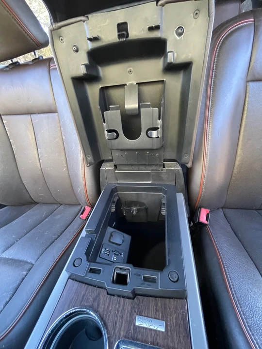 2015 Ford Expedition 3rd Gen - Image 16 of 21