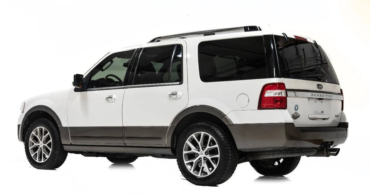 2015 Ford Expedition 3rd Gen - Image 4 of 12