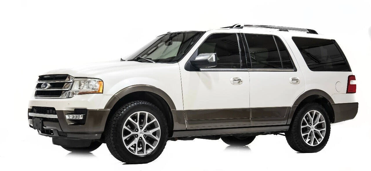 2015 Ford Expedition 3rd Gen - Image 2 of 12