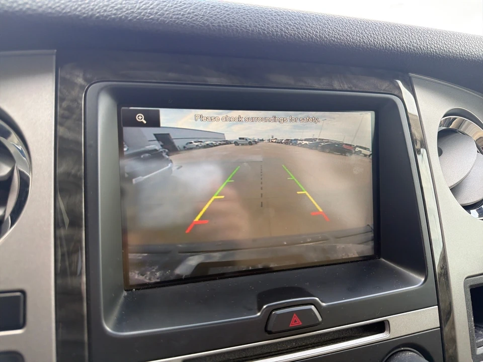 2015 Ford Expedition 3rd Gen - Image 18 of 21