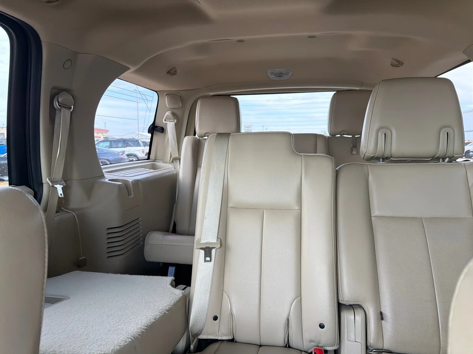2015 Ford Expedition 3rd Gen - Image 21 of 21