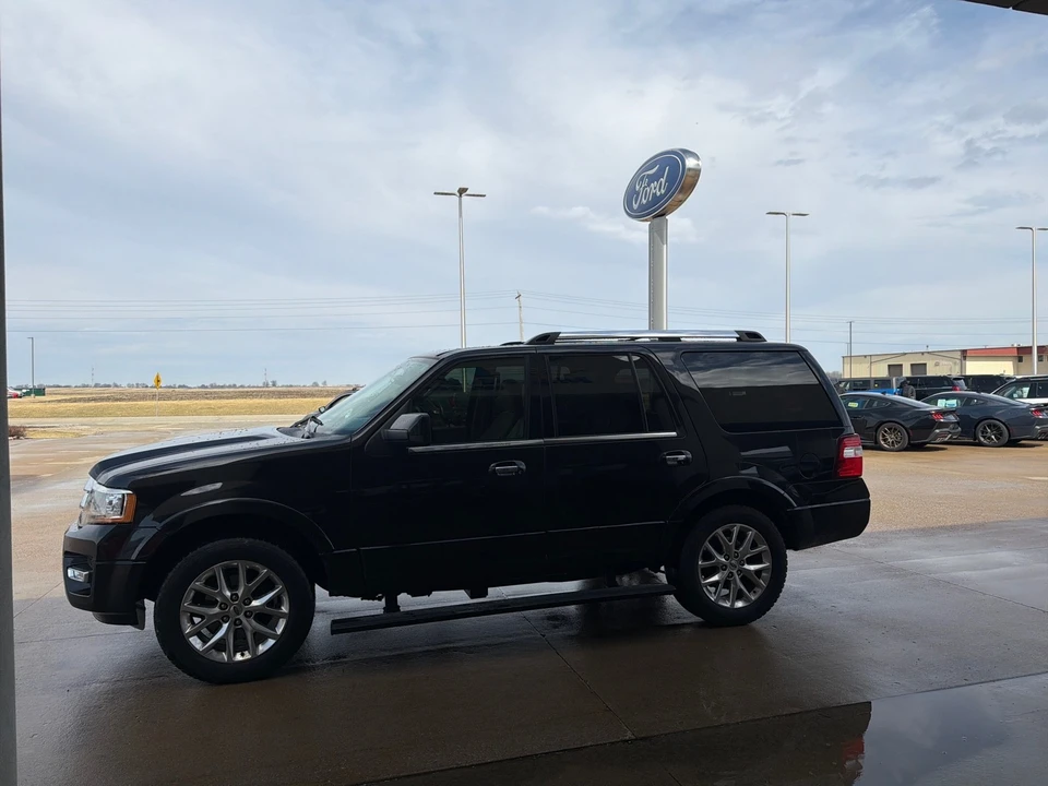 2015 Ford Expedition 3rd Gen - Image 5 of 21