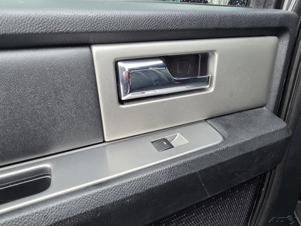 2015 Ford Expedition 3rd Gen - Image 21 of 21