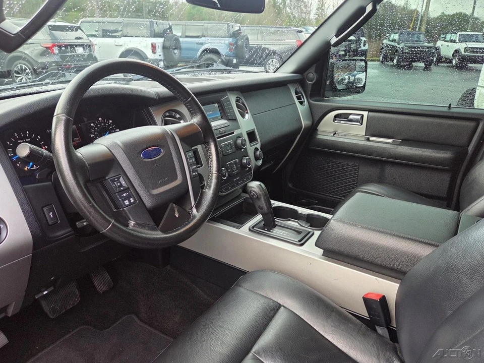 2015 Ford Expedition 3rd Gen - Image 9 of 21