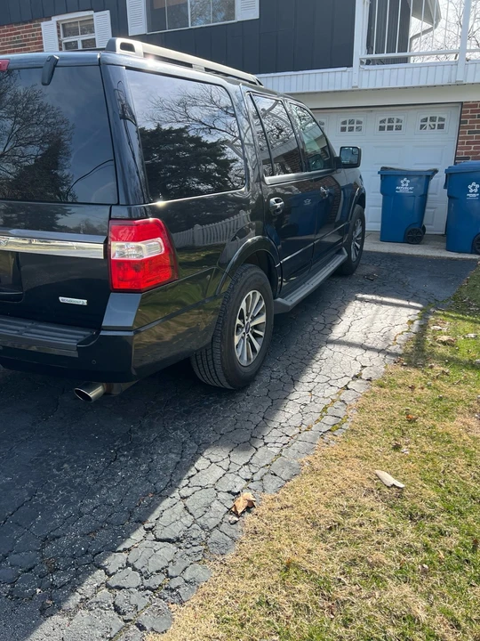2015 Ford Expedition 3rd Gen - Image 3 of 5