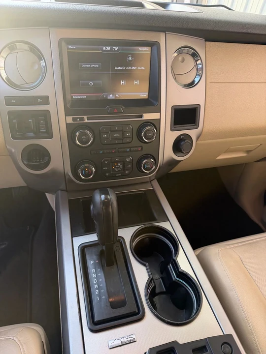 2015 Ford Expedition 4th Gen - Image 15 of 21