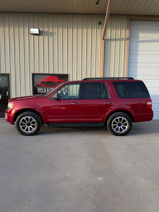 2015 Ford Expedition 4th Gen - Image 2 of 21