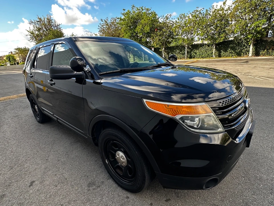 2015 Ford Explorer 5th Gen - Image 9 of 13