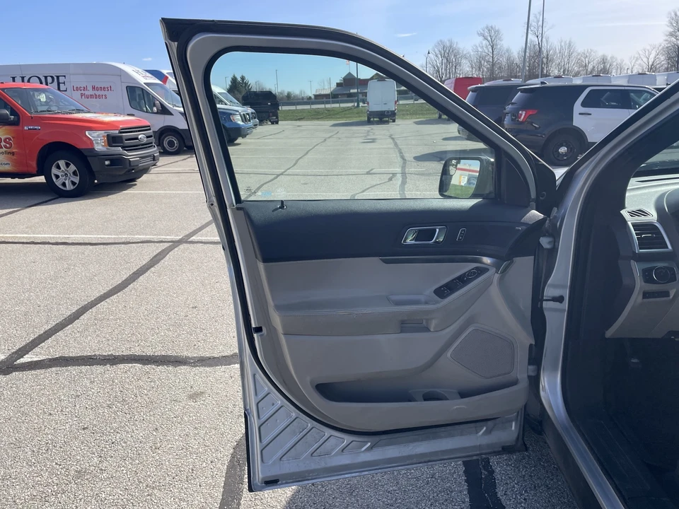 2015 Ford Explorer 5th Gen - Image 19 of 21