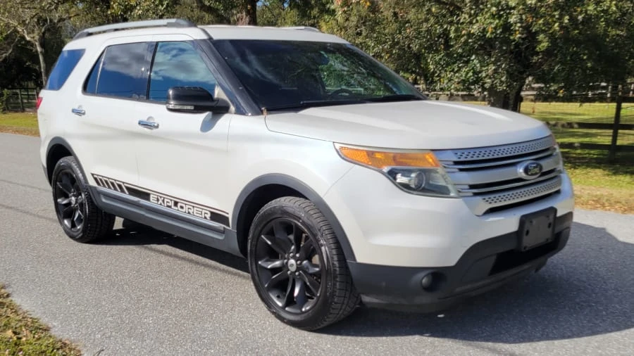 2015 Ford Explorer 5th Gen - Image 3 of 5