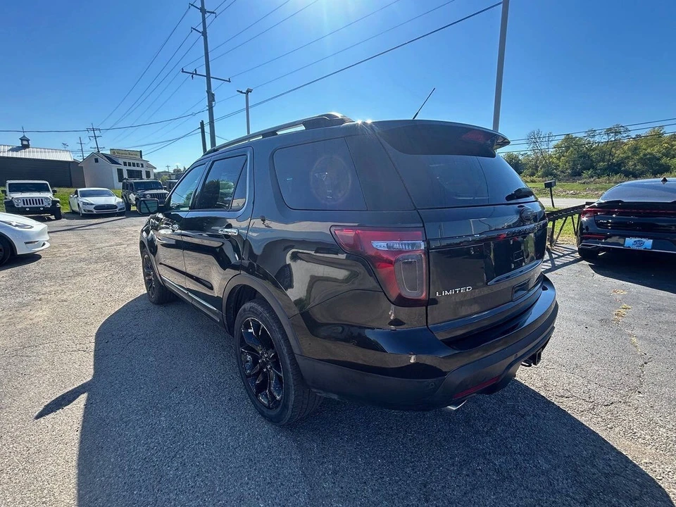 2015 Ford Explorer 5th Gen - Image 8 of 12