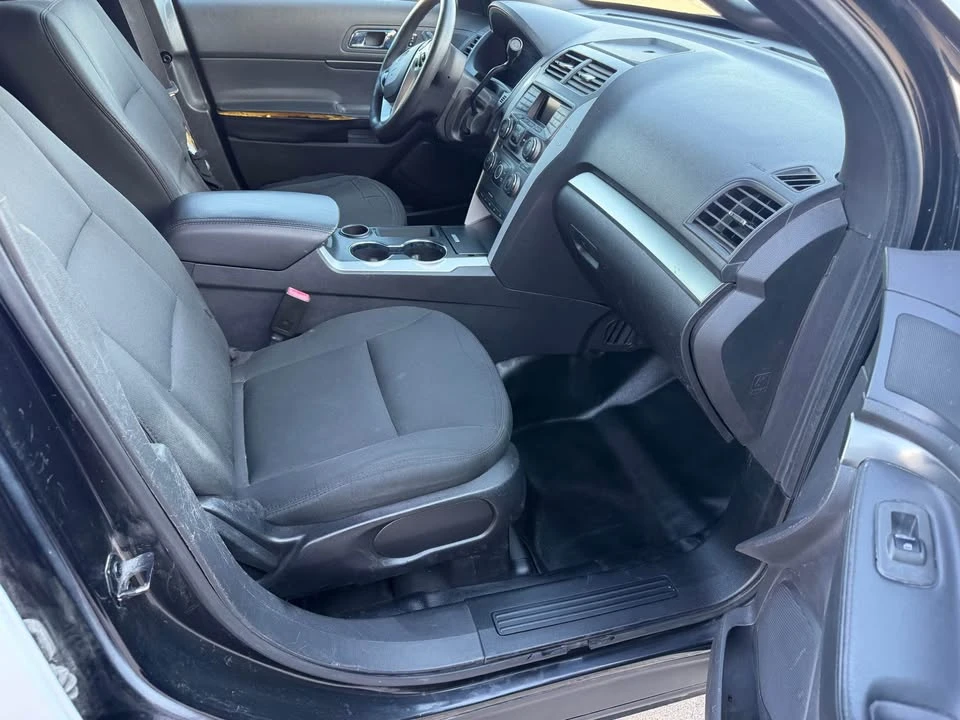 2015 Ford Explorer 5th Gen - Image 6 of 13