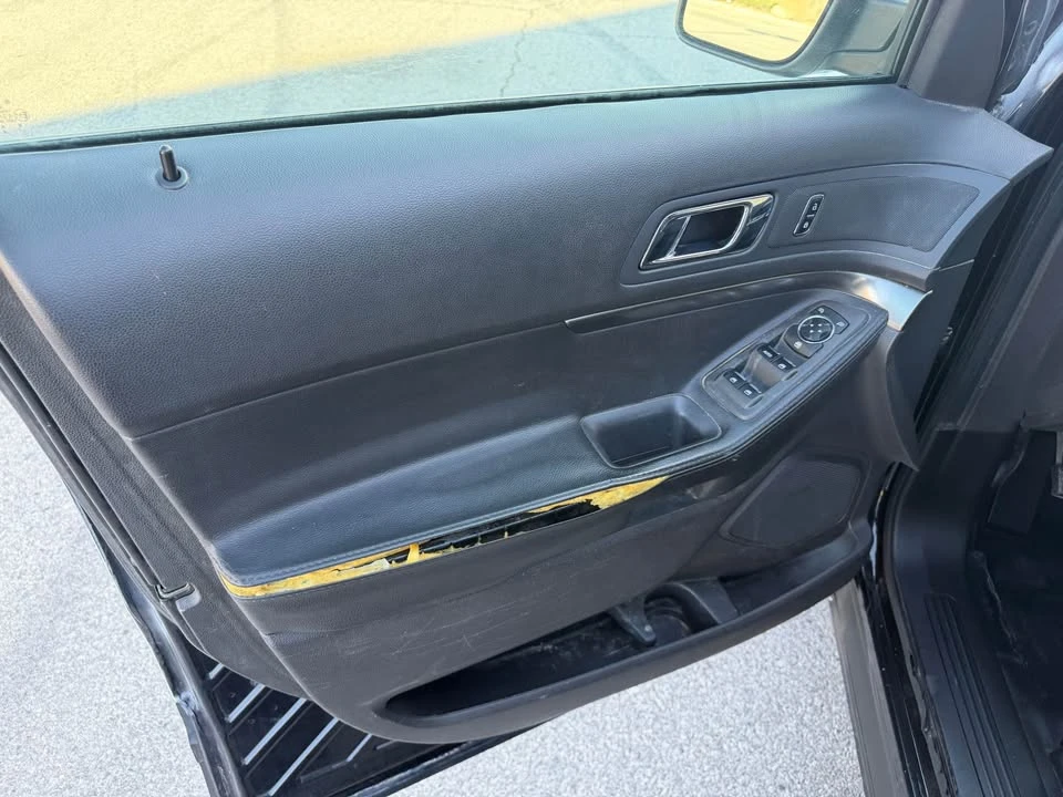 2015 Ford Explorer 5th Gen - Image 10 of 13