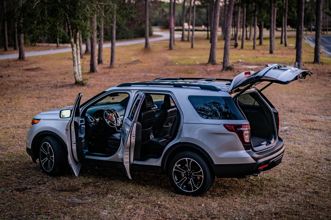 2015 Ford Explorer 5th Gen - Image 29 of 31