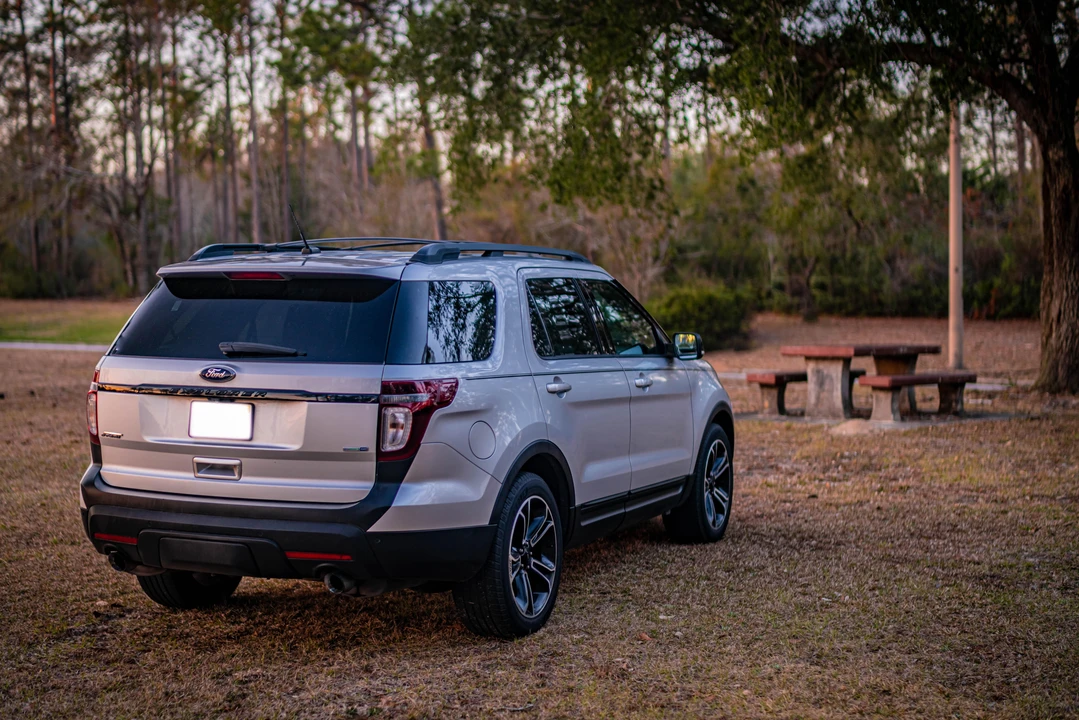 2015 Ford Explorer 5th Gen - Image 16 of 31