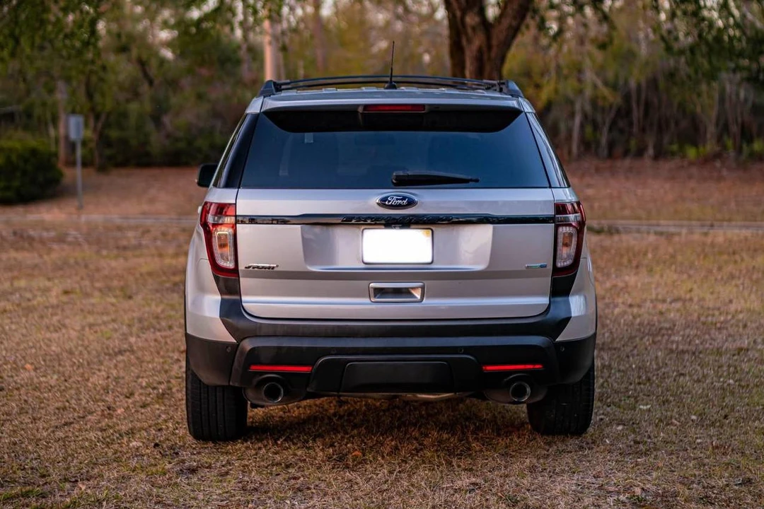 2015 Ford Explorer 5th Gen - Image 5 of 31