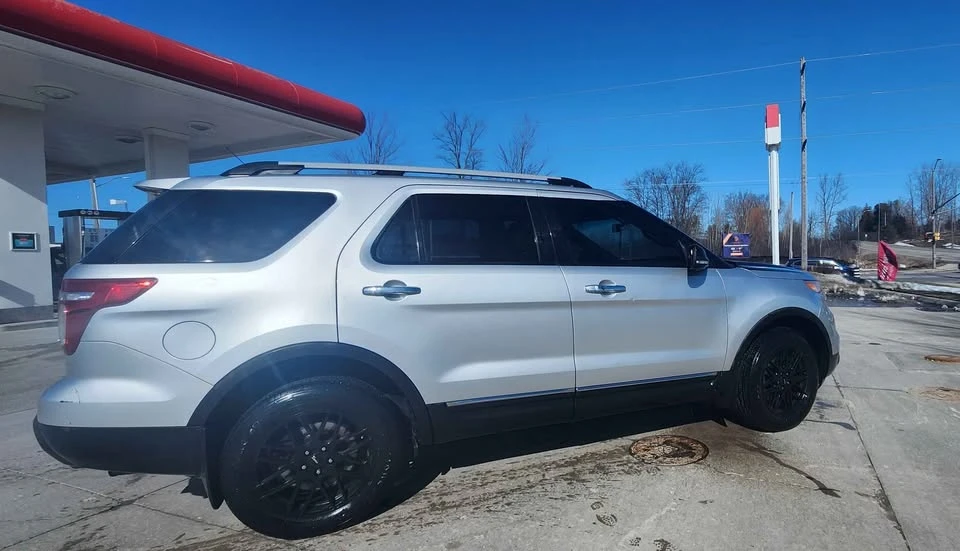 2015 Ford Explorer Sport Trac - Image 4 of 17