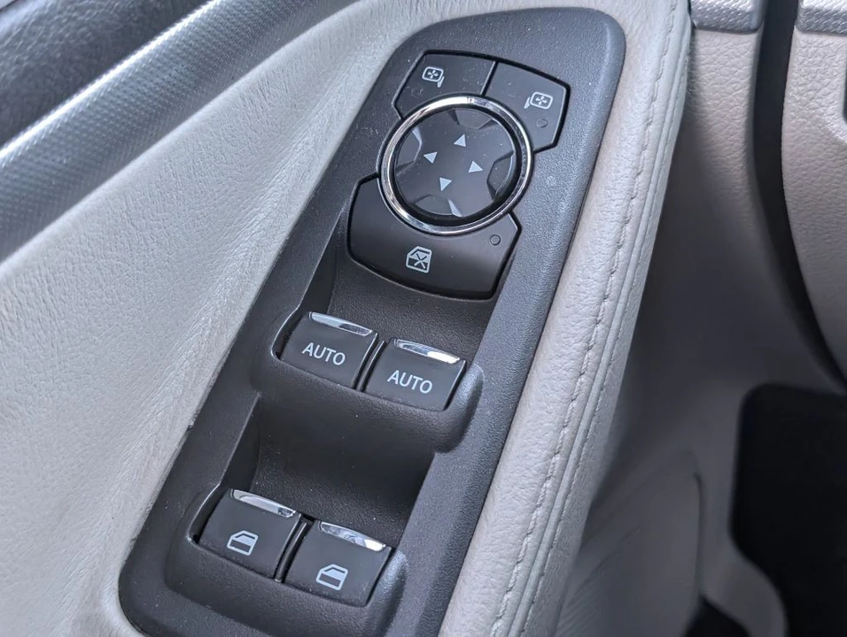 2015 Ford Explorer 5th Gen - Image 12 of 21