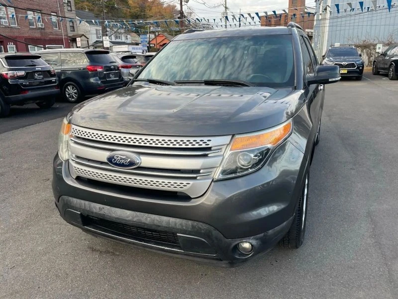 2015 Ford Explorer 5th Gen - Image 2 of 12