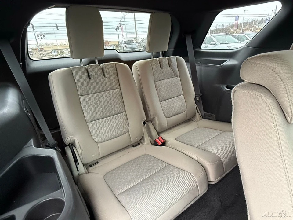 2015 Ford Explorer 5th Gen - Image 14 of 21