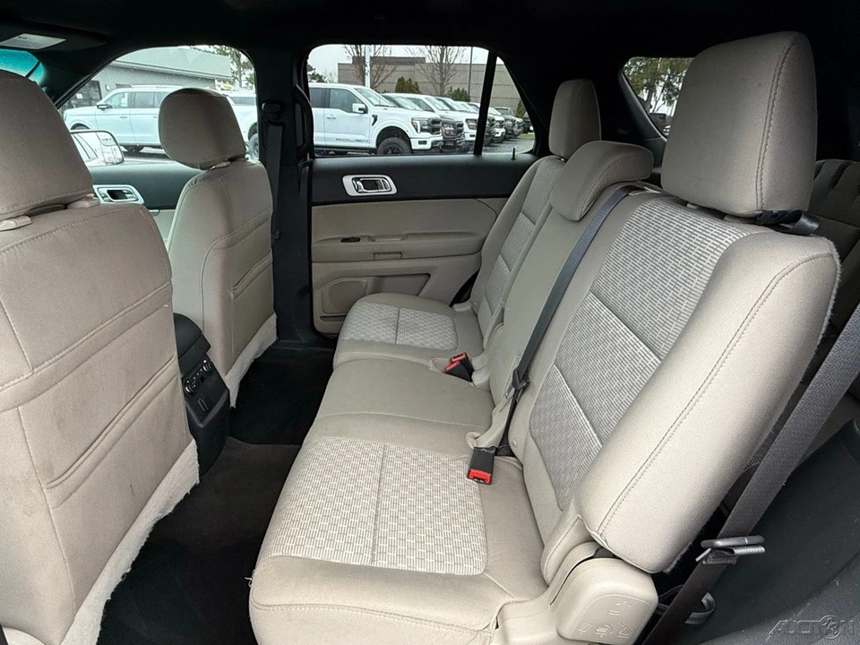 2015 Ford Explorer 5th Gen - Image 13 of 21