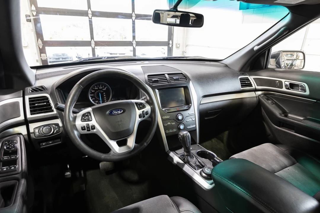 2015 Ford Explorer 5th Gen - Image 20 of 21