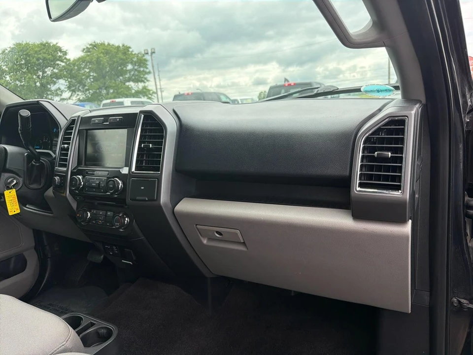 2015 Ford - Image 20 of 31