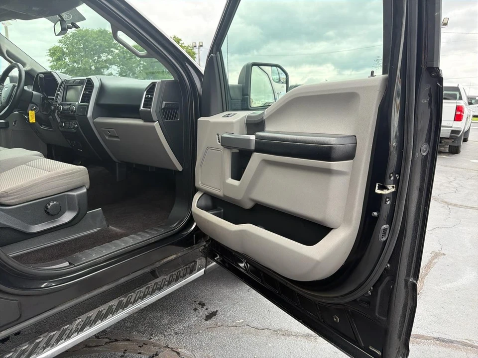 2015 Ford F-150 13th Gen - Image 29 of 31