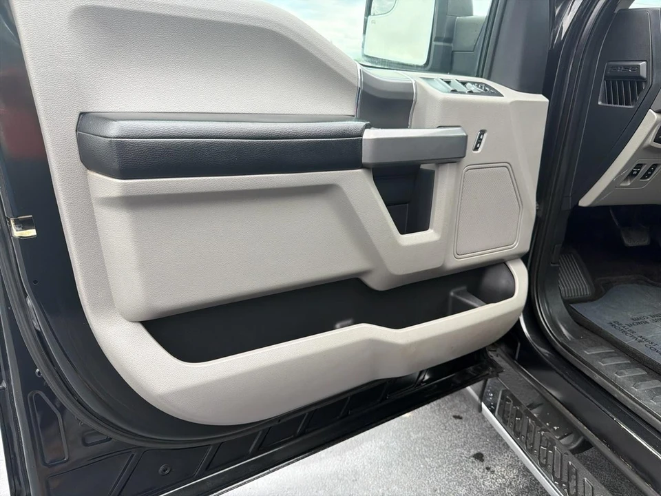 2015 Ford F-150 13th Gen - Image 14 of 31
