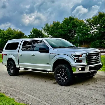 2015 Ford F-150 FX4 Pickup 4D 5 1/2 ft