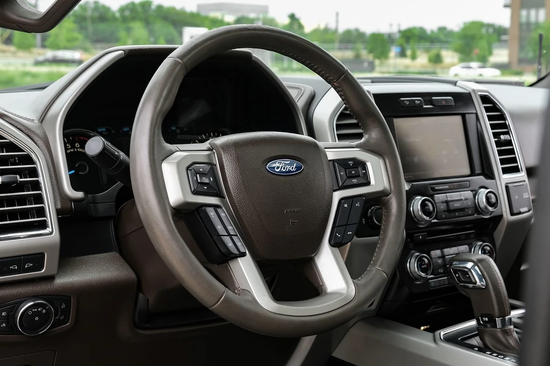 2015 Ford F-150 13th Gen - Image 17 of 31