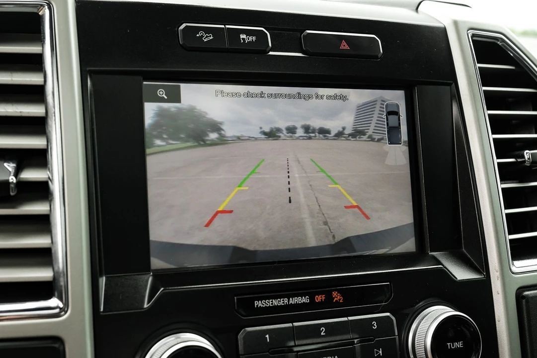 2015 Ford F-150 13th Gen - Image 25 of 31