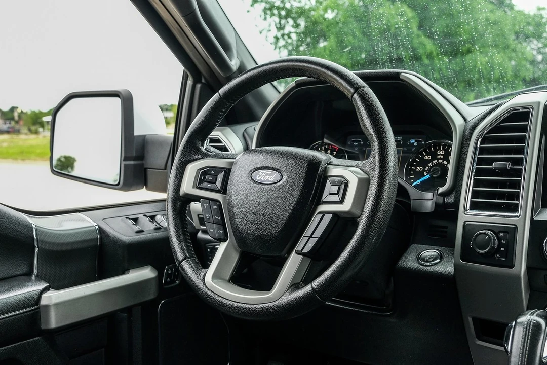 2015 Ford F-150 13th Gen - Image 14 of 31