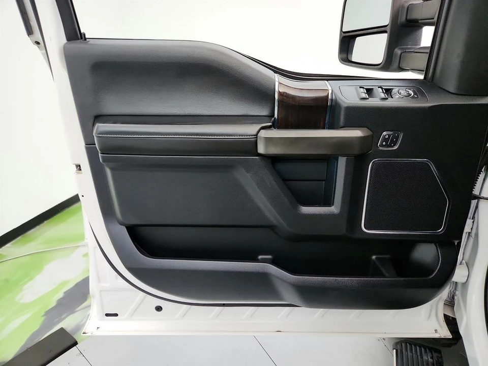 2015 Ford F-150 13th Gen - Image 23 of 31