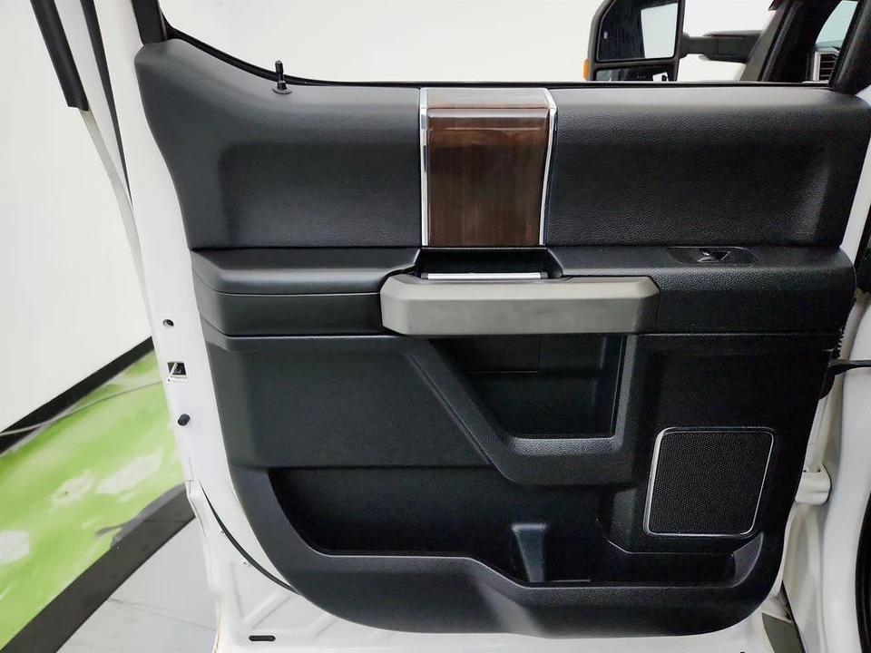 2015 Ford F-150 13th Gen - Image 25 of 31