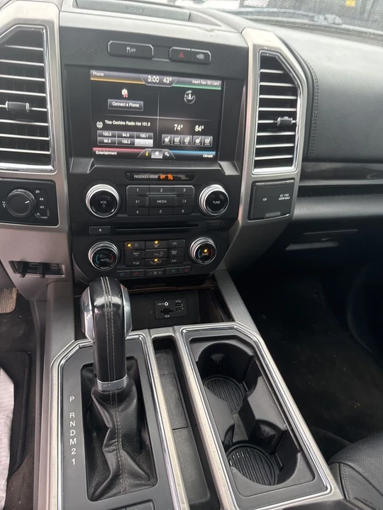 2015 Ford F-150 13th Gen - Image 17 of 21