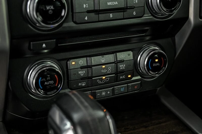 2015 Ford F-150 13th Gen - Image 27 of 29