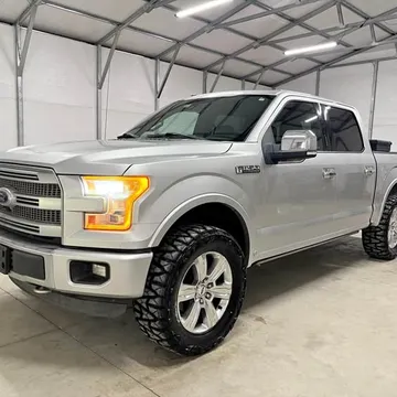 2015 Ford F-150 Platinum Pickup 4D 5 1/2 ft