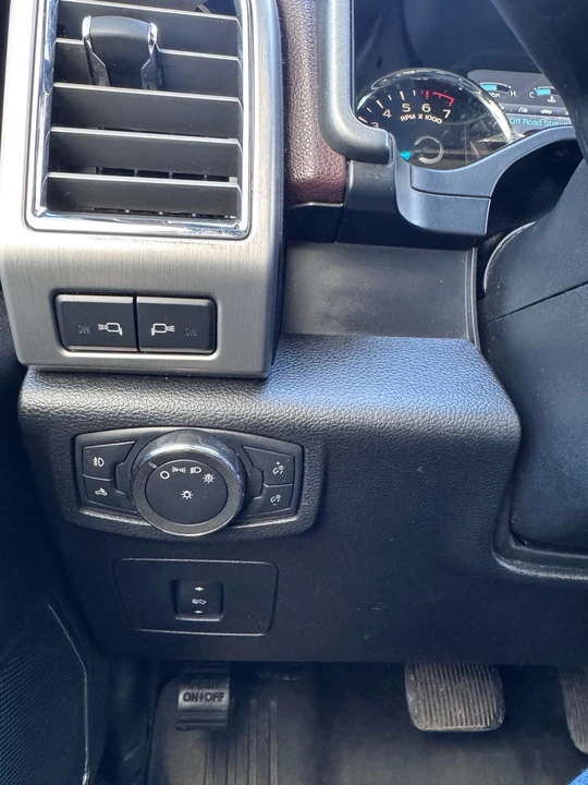 2015 Ford F-150 13th Gen - Image 27 of 29