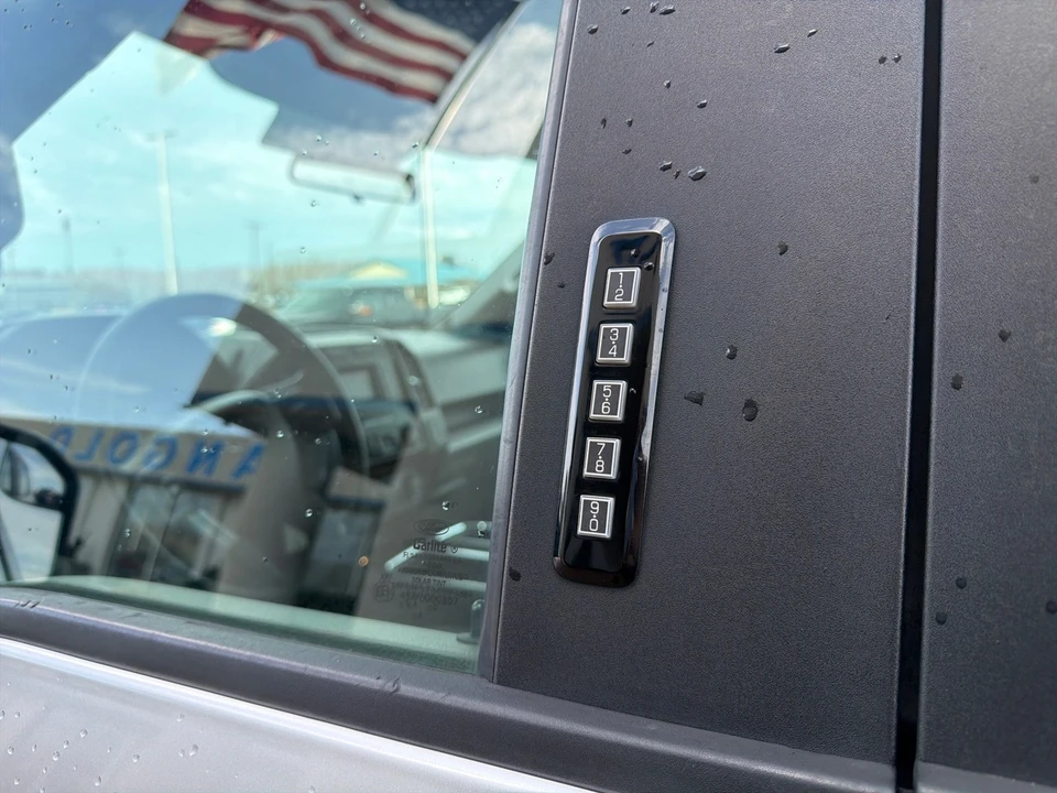 2015 Ford F-150 13th Gen - Image 14 of 21